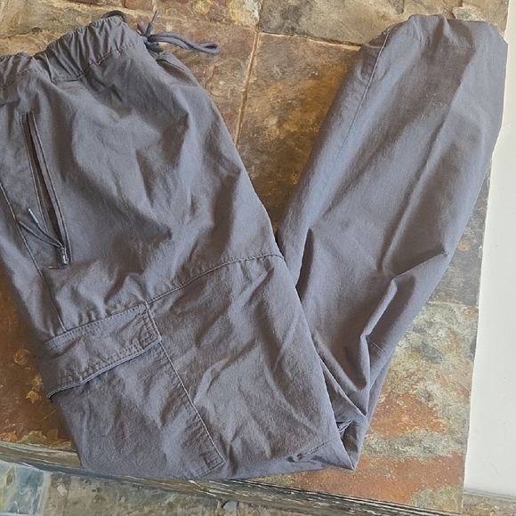 Men's Versatile Charcoal Cargo Pants - Picture 1 of 8